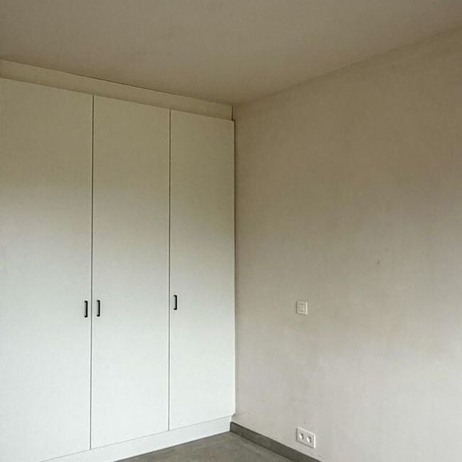 Appartement te huur in Wilrijk voor € 1.050 met 1 slaapkamer - Photo 1