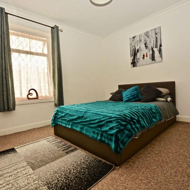 3 bedroom terraced house to rent - Photo 1