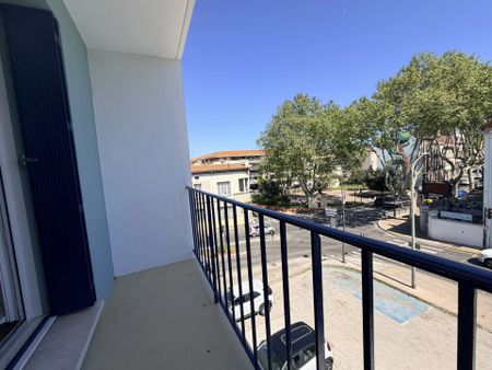 Location Appartement 2 pièces 49m² LA SEYNE SUR MER 83500 - Photo 5
