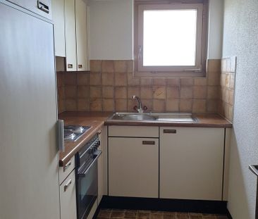 Sonnige und ruhige Lage - Nähe Autobahnzufahrt A1 - Photo 2