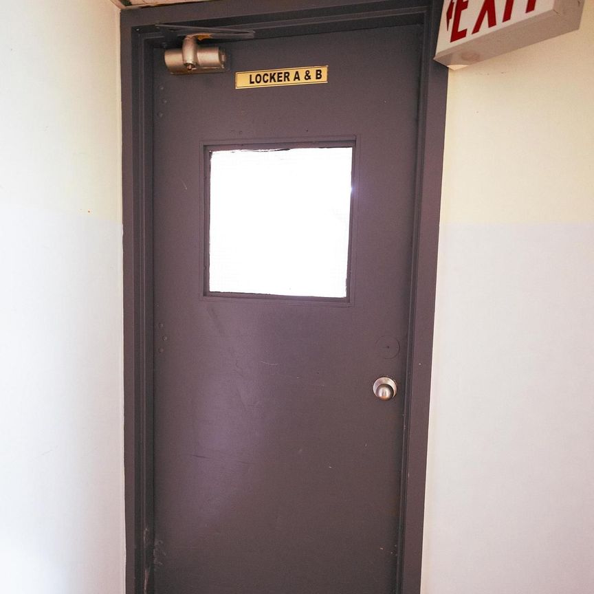 For Lease - 3025 THE CREDIT WOODLANDS N/A Unit# 250, Mississauga, Ontario - Photo 1