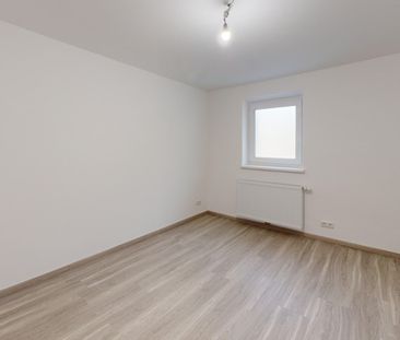 Mietwohnung mit zwei Schlafzimmer ++ NEU SANIERT ++ ca. 84,57 m² - Photo 1