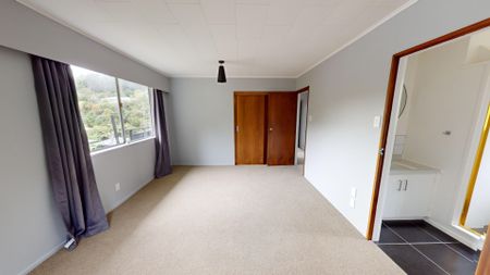 A - 20 Wilfred Street, Tawa - Photo 4