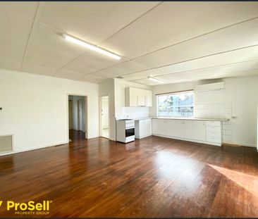 3-bedroom unit in a convenient location - Photo 4