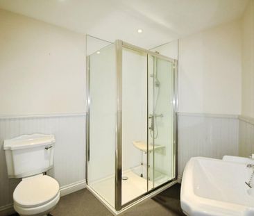 2 bedroom terraced house to rent - Photo 4