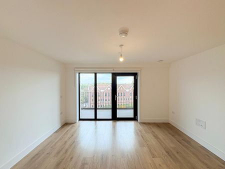 2 bedroom apartment to rent - Photo 3