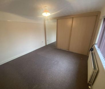 3 bedroom property to rent - Photo 2