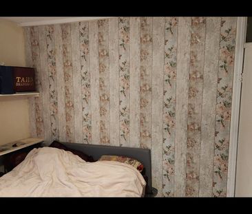 4 Bed Terraced House, Hollis Road, CV3 - Photo 4