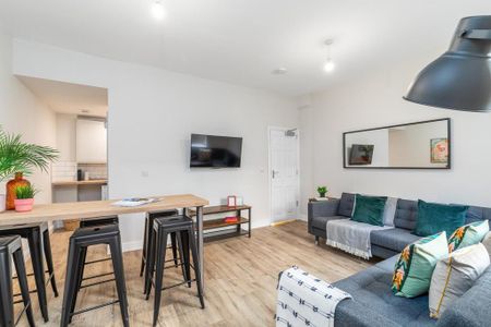 6 bedroom house to rent - Photo 3