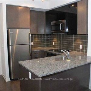 Furnished 1BR Open-Concept Spacious Madison Condo w Balcony - Photo 2