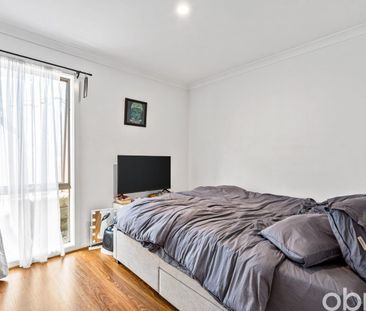 Modern & Low-Maintenance Living in Botany Park Estate - Photo 3