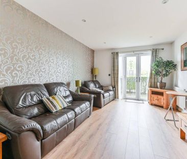 1 bedroom flat to rent - Photo 6