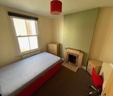 4 bedroom house share to rent - Photo 5