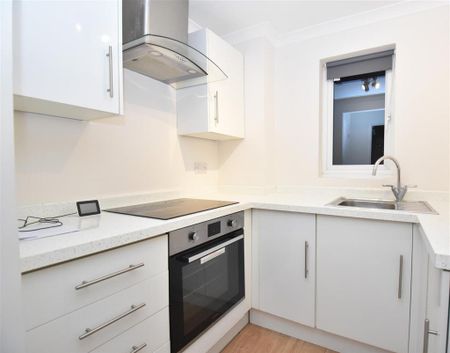 1 bedroom flat to rent - Photo 5