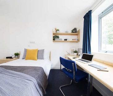 1 bedroom in a flat share to rent - Photo 5