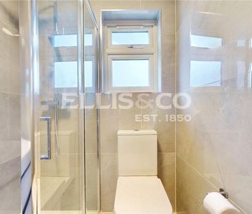 4 bedroom end of terrace house to rent - Photo 4