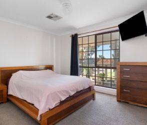 4x1 Family Home With Pool! - Photo 6