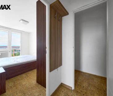 Pronájem kompletně vybaveného bytu 2+1 s lodžií a výhledem | Pardub... - Photo 3
