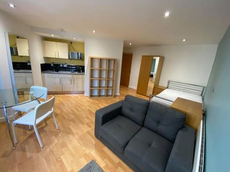 Student Apartment 1 bedroom, City Centre, Sheffield - Photo 2