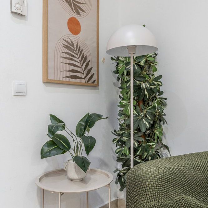 Exterior room in Plaza de Santa Cruz - Photo 1