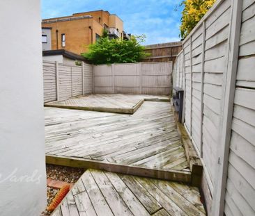 3 bedroom terraced house to rent - Photo 6