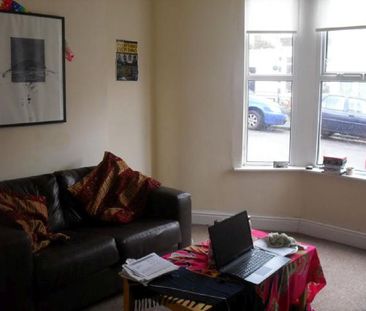 4 bedroom house to rent - Photo 3