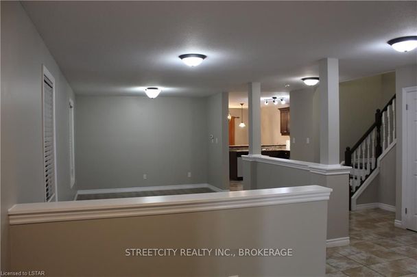 For Lease - 1486 Mickleborough Drive, London North, Ontario - Photo 1