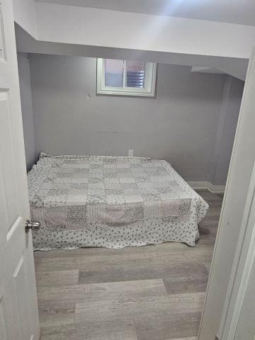 For Lease - 13 Edgevalley Court Unit# Basement, Brampton, Ontario - Photo 4