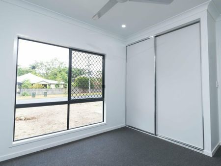 CLOSE TO EVERYTHING!!! - Photo 3