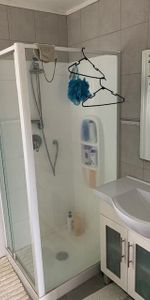 Modern & Convenient Living in a Quiet Cul-de-Sac Ã¢€“ 2 Bedroom Front Unit in Glenfield - Photo 4