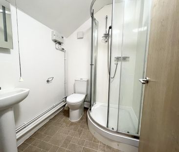 Studio to rent - Photo 3
