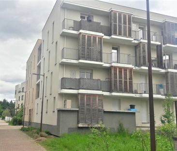 location Appartement T2 DE 42.8m² À RIS ORANGIS - Photo 2