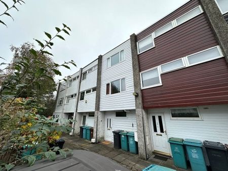 McGregor Road, Cumernauld - Photo 3