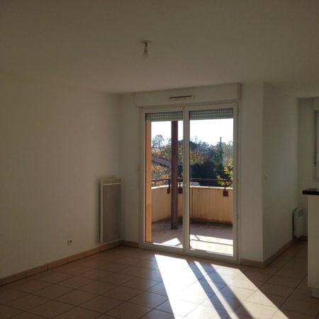 location Appartement T3 DE 62.49m² À MONTAUBAN - Photo 2