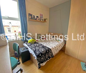 4 Bedroom Mid Terraced House for rent in Lumley Avenue - Photo 5