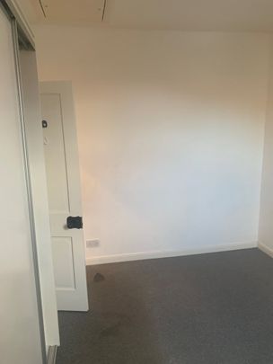 Room in a Shared House, Whittier Road, NG2 - Photo 1