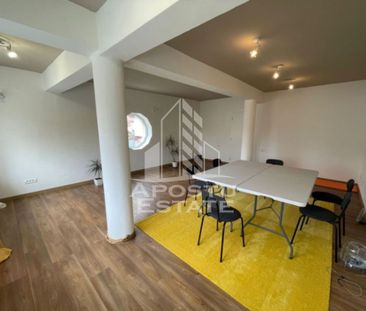 Vila P+2E, 6 camere, 3 bai, garaj dublu, zona Lipovei - Fotografie 6