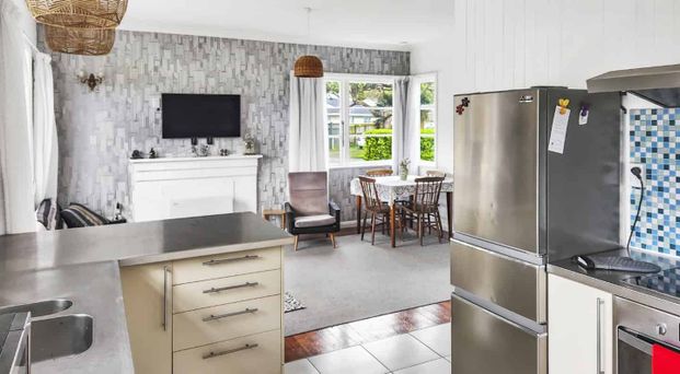 Waiwhetu Living - Photo 1