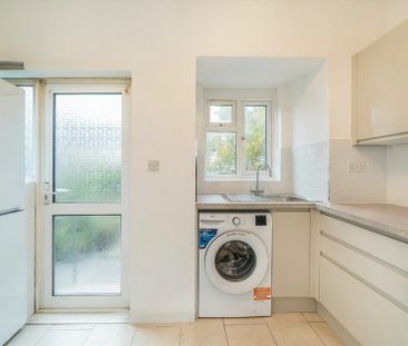 Derinton Road - Photo 4
