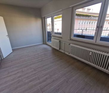 KL - City / Nähe Mall, 3 ZKB, 2 Balkone, Einbauküche, Gäste WC - Foto 1