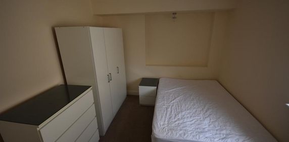 1 bedroom property to rent - Photo 2