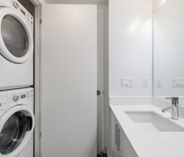 For Lease - 2212 Lake Shore Boulevard Unit# 3010, Toronto, Ontario - Photo 2