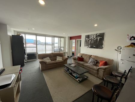 7 Bedrooms in Mt Cook! - Photo 5