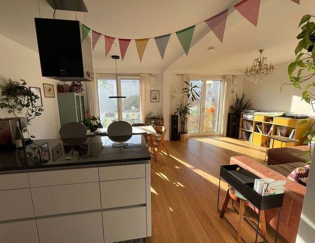 Sonnige 3-Zimmer-Wohnung mit 2 Balkonen im 4. OG zur Zwischenmiete - Foto 1