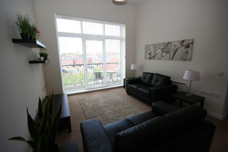 Prescot, Prescot - Photo 4