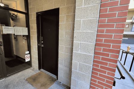 For Lease - 10 Wellesley Place Unit# 108, Toronto, Ontario - Photo 4