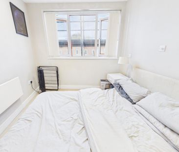 1 bedroom Flat To Let - Photo 4
