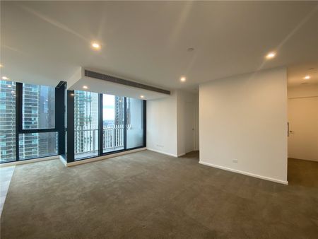 2713/560 Lonsdale Street - Photo 2