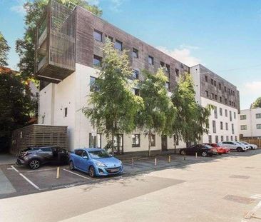 Well Farm Heights, Whyteleafe, CR3 - Photo 6