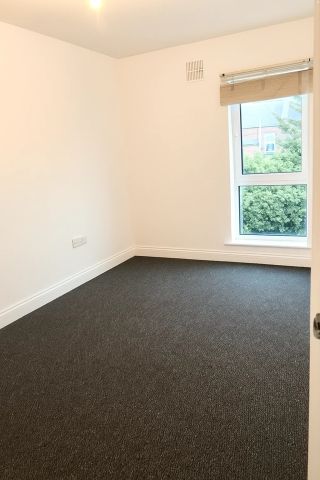 2 Bed Flat, Connell Court, SE4 - Photo 3